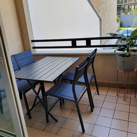 Magnifique Appartement Avec Garage Prive Et Terrasse Reims Kültér fotó