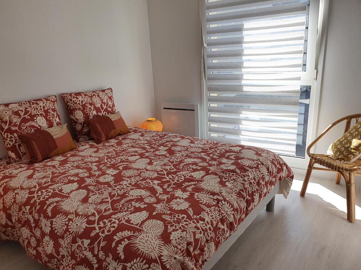 Magnifique Appartement Avec Garage Prive Et Terrasse Reims Kültér fotó