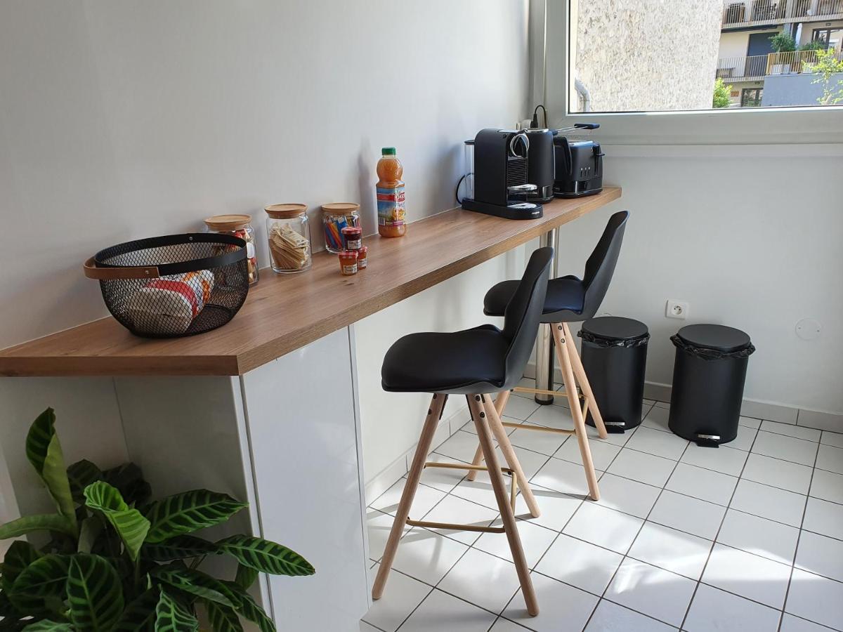 Magnifique Appartement Avec Garage Prive Et Terrasse Reims Kültér fotó