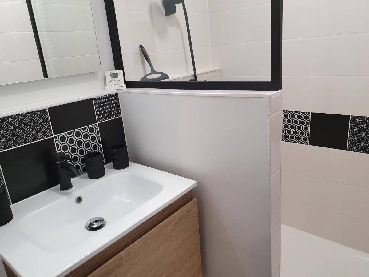 Magnifique Appartement Avec Garage Prive Et Terrasse Reims Kültér fotó